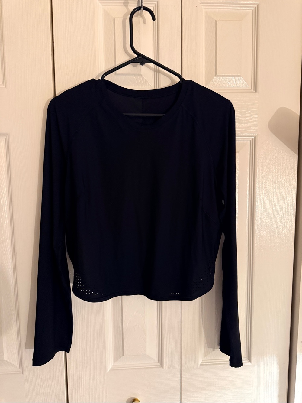 Lululemon Black LS shirt airy